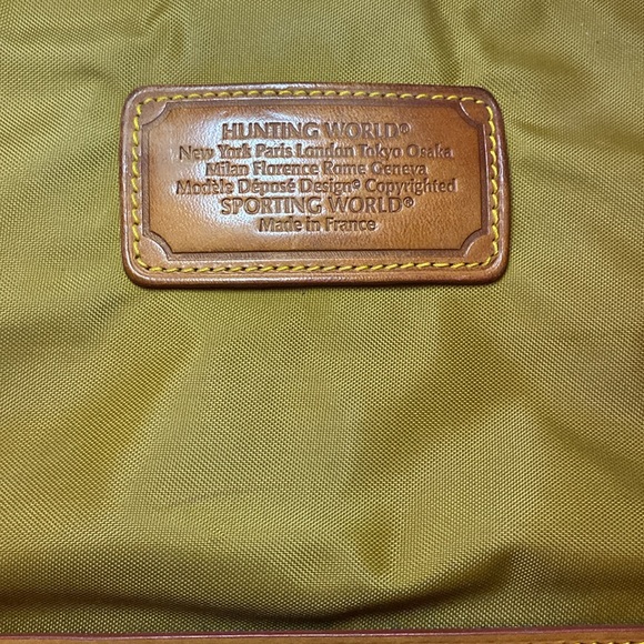 Hunting World Crossbody Long Strap Bag - Picture 4 of 12